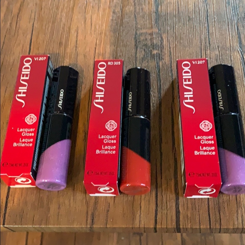 Shiseido Lacquer Gloss 3 pack!!